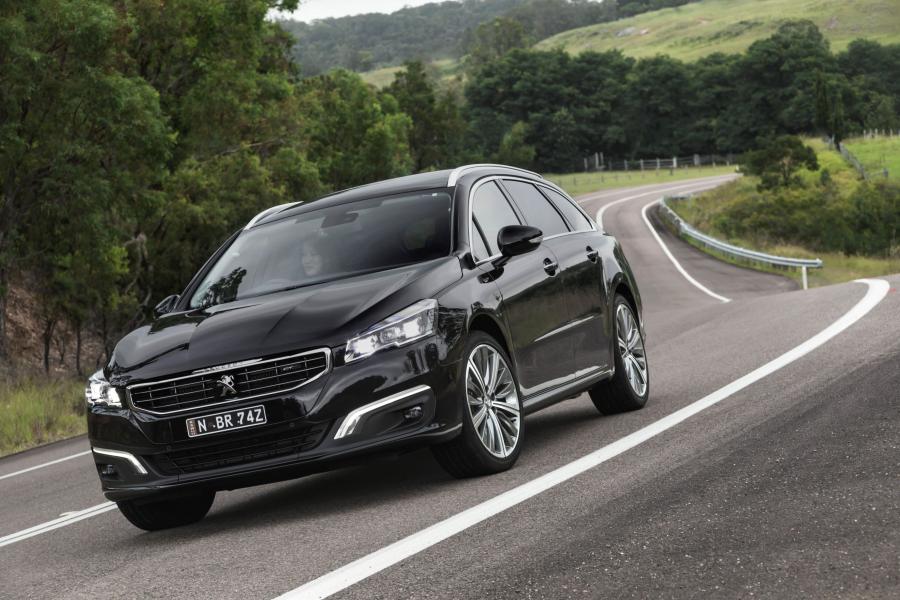  Peugeot 508 GT Touring 2015 года  (фото 2 из 15)